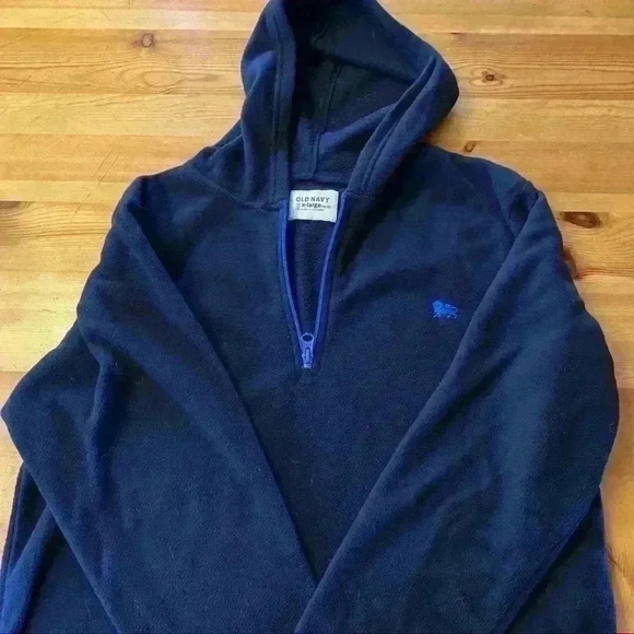 Old Navy 1/4 zip fleece - Picture 5 of 6